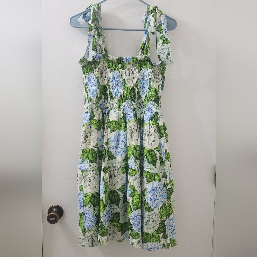 Kathleen Maeve Floral Smocked Dress with Tie Straps,‎ Size Large, Linen/ Cotton.